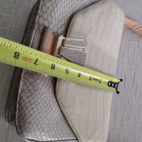 Henri Bendel Croc Embossed Leather Short Crossbody/Shoulder Purse - Picture 12 of 15